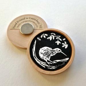 [DEMO PRODUCT] Hand-Printed Kiwi Magnet