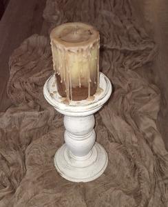 Dramatic candle 