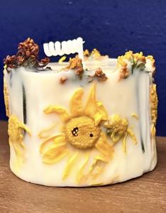 Flower candle